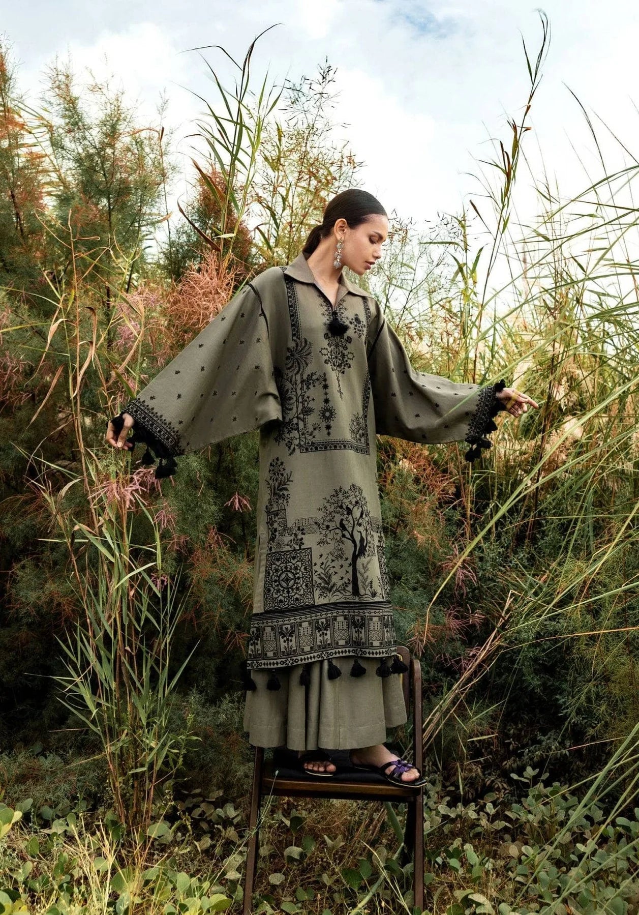 RANG-E-HAYA KHADDAR 2 PIECE