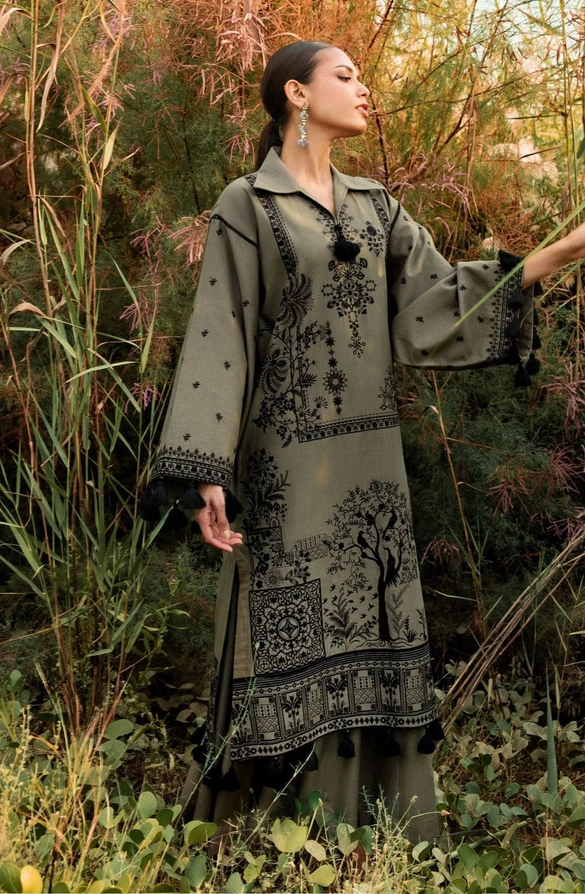 RANG-E-HAYA KHADDAR 2 PIECE